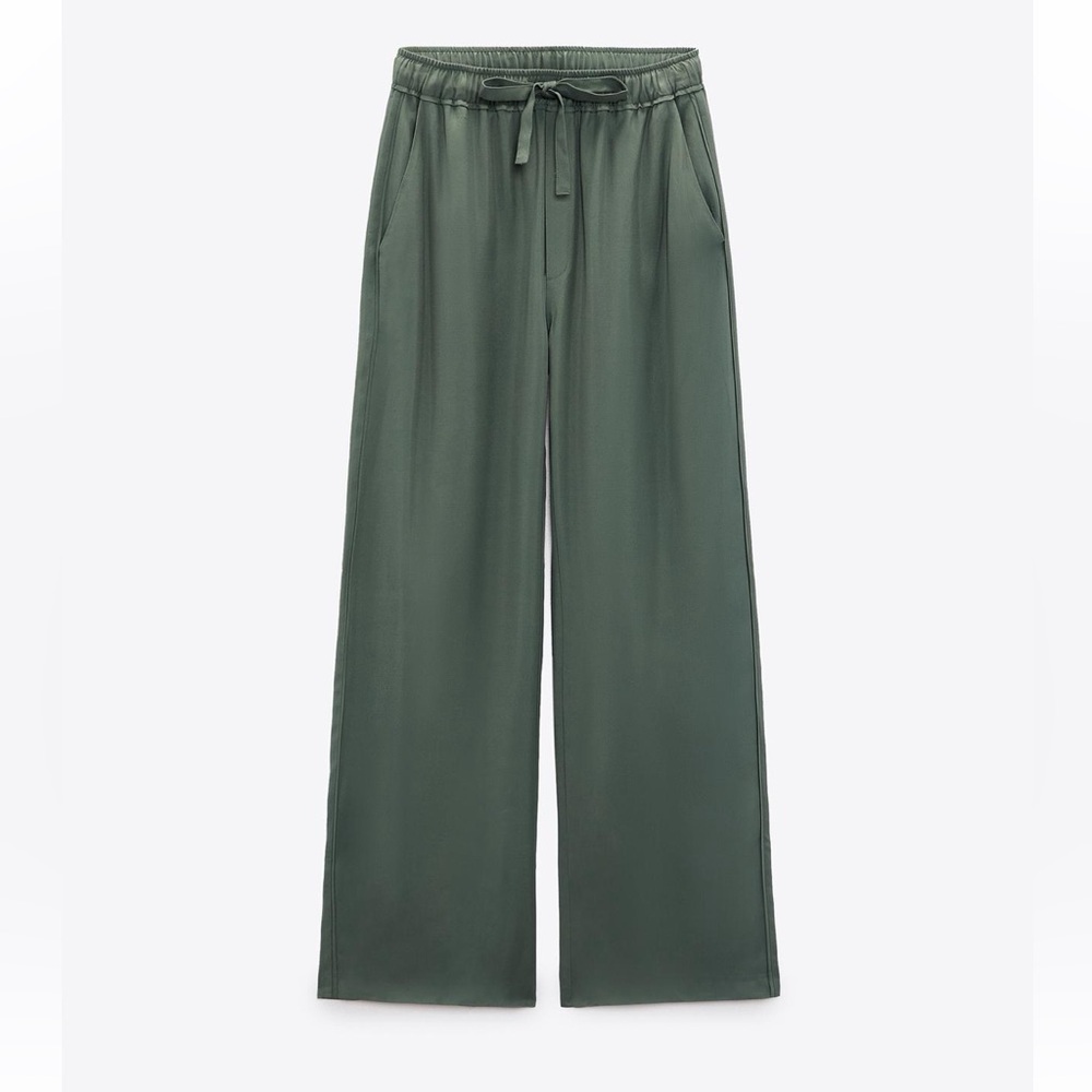 Zara Women's Set - Picture 2 of 7